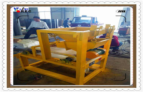 干粉磁選機,干粉磁選機的生產中不斷加強自身實力_干粉磁選機的生產中不斷加強自身實力發展工作視頻皮帶及結構價格 干粉磁選機,干粉磁選機的生產中不斷加強自身實力_干粉磁選機的生產中不斷加強自身實力發展工作視頻皮帶及結構價格