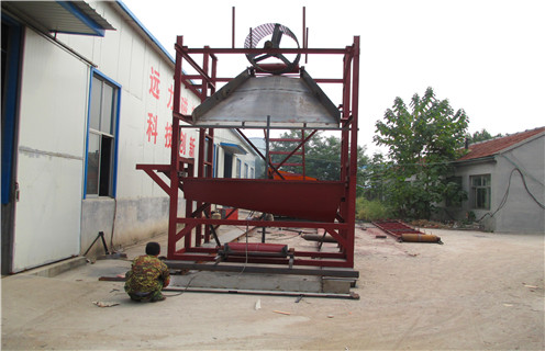 輥壓磁選機(jī)，你忽視的輥壓磁選機(jī)設(shè)備優(yōu)勢_單傳動(dòng)輥壓磁選機(jī)價(jià)格呈上升趨勢磁場一般為多少_磁塊如何排列