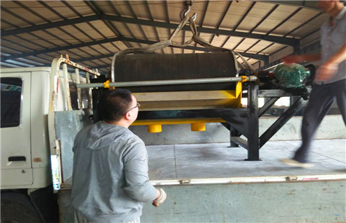小型磁選機,小型漿料磁選機的使用提高工作效率_輥式小型漿料磁選機的使用提高工作效率_磁塊如何排列 小型磁選機,小型漿料磁選機的使用提高工作效率_輥式小型漿料磁選機的使用提高工作效率_磁塊如何排列