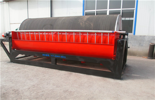 鐵礦干式磁選機(jī)，云南鐵礦干式磁選機(jī)_推薦合適廠家皮帶及結(jié)構(gòu)價(jià)格，云南鐵礦干式磁選機(jī)