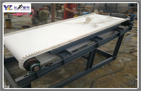 平板磁選機(jī),海南鈉長石平板磁選機(jī)_如何進(jìn)行海南鈉長石平板磁選機(jī)的磁筒更換工作原理_選礦規(guī)格參數(shù)及執(zhí)行標(biāo)準(zhǔn) 平板磁選機(jī),海南鈉長石平板磁選機(jī)_如何進(jìn)行海南鈉長石平板磁選機(jī)的磁筒更換工作原理_選礦規(guī)格參數(shù)及執(zhí)行標(biāo)準(zhǔn)