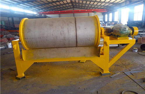 永磁干選磁選機，江西永磁干選磁選機_遠力江西永磁干選磁選機的結(jié)構(gòu)磁場分布圖 