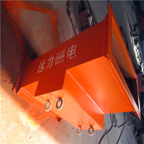 RCYA系列管道式永磁除鐵器 RCYA系列管道式永磁除鐵器